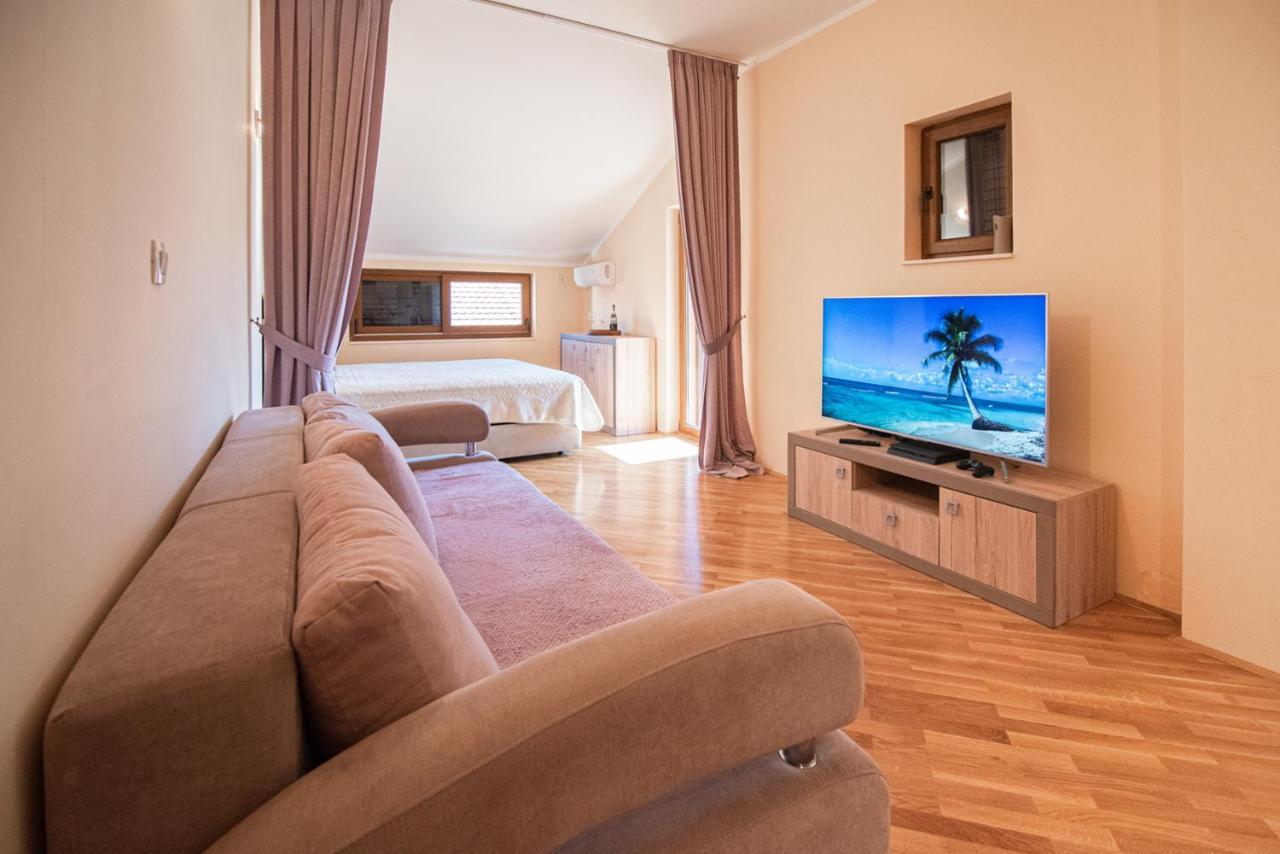 Boka Apartment Baošići Eksteriør bilde
