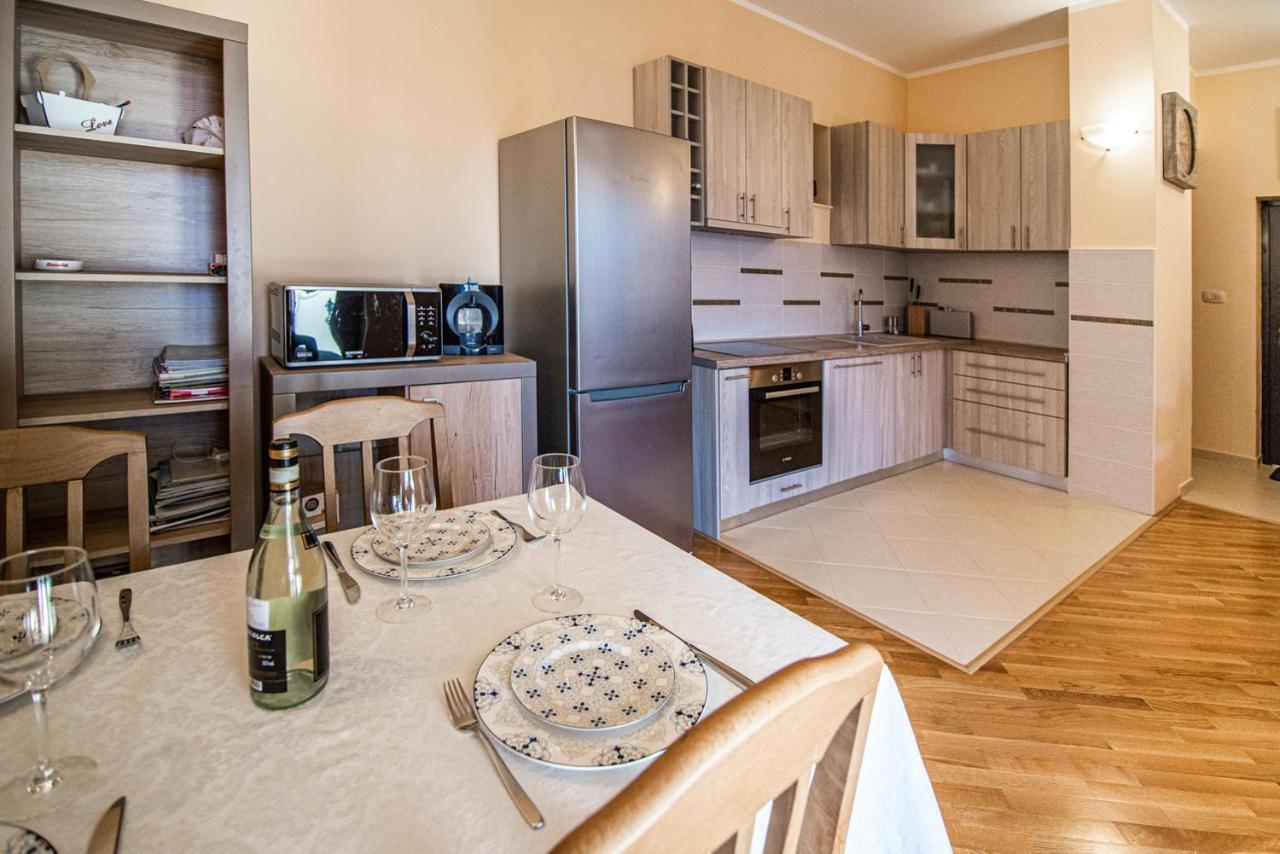 Boka Apartment Baošići Eksteriør bilde